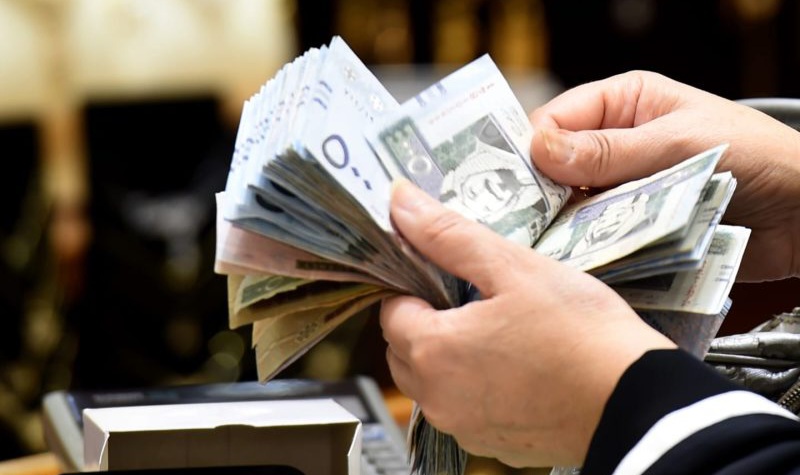 كم باقي على الراتب المتقاعدين