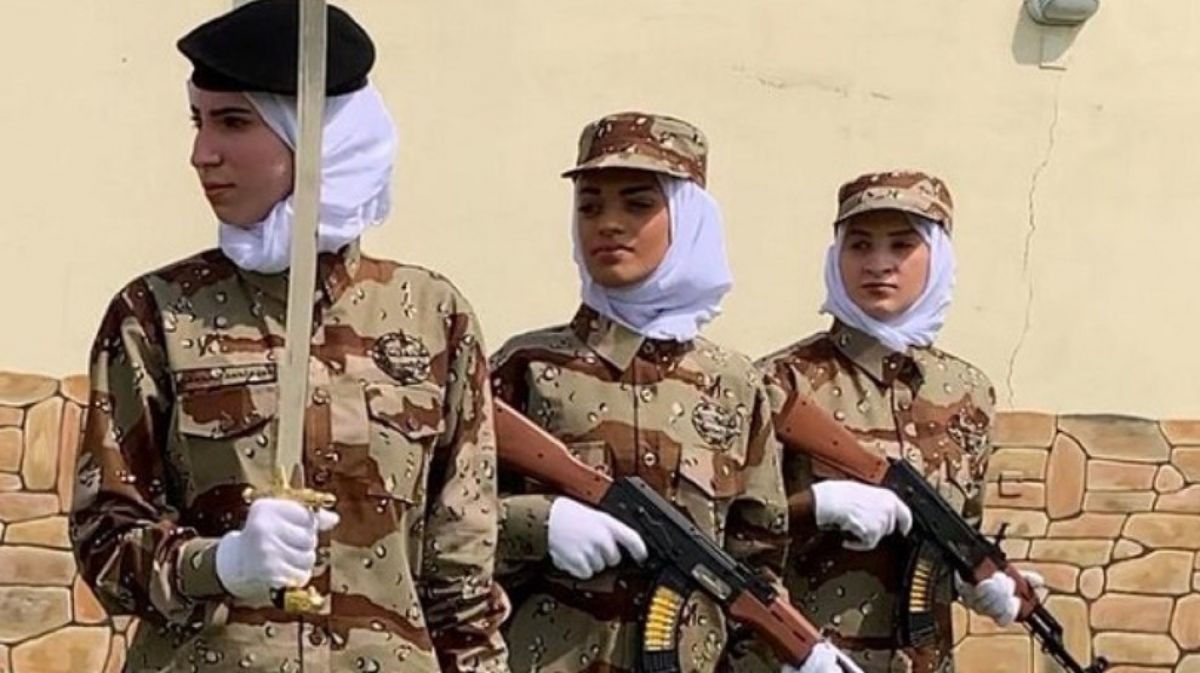شروط تقديم وزارة الدفاع للسيدات